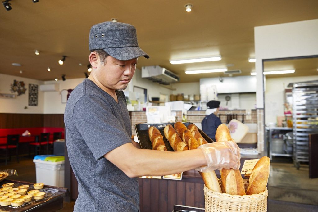 パン屋 モンフルーフ 橿原