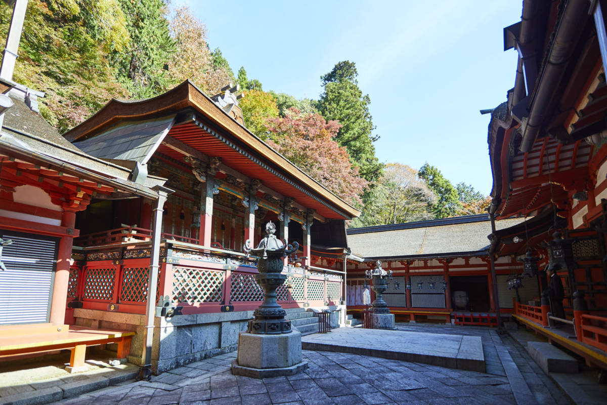 談山神社 紅葉 拝殿、本殿