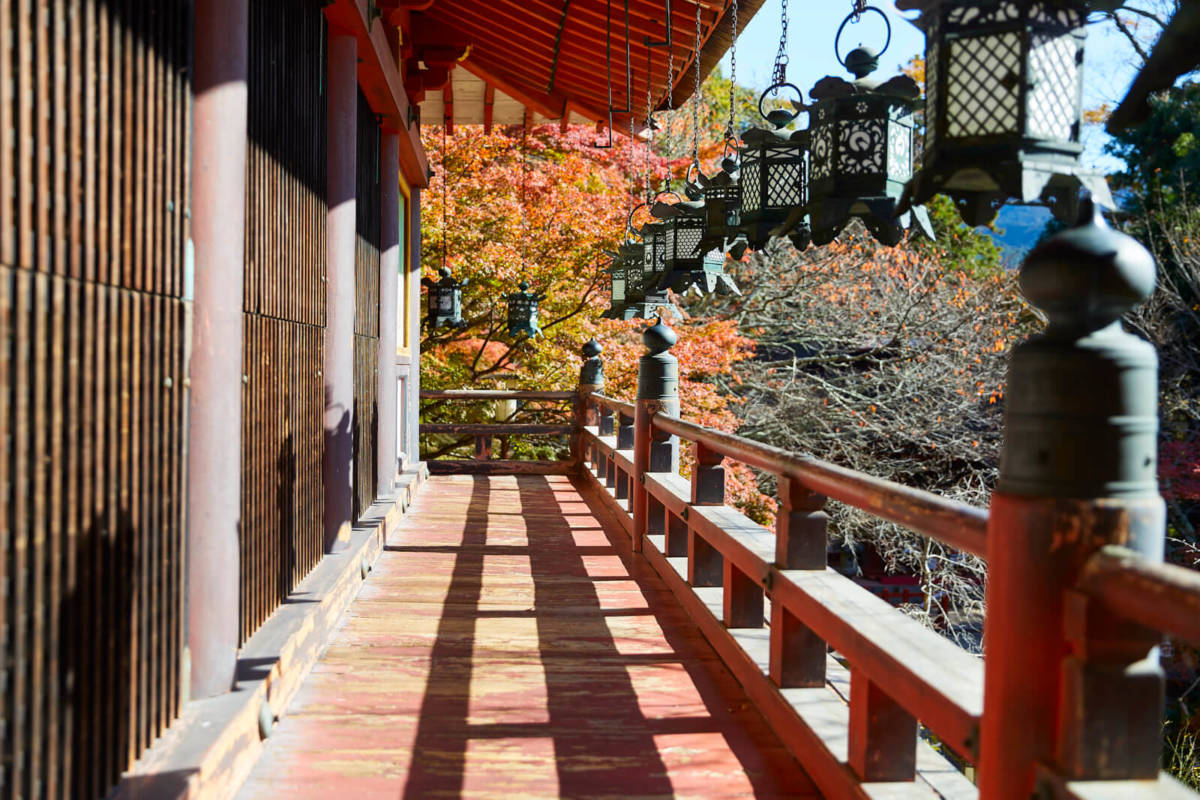 談山神社 紅葉 拝殿、本殿